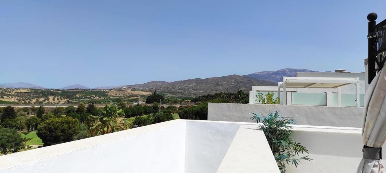 Appartement Baviera Hills - Torre Del Mar - Costa Del Sol Caleta De Velez Exteriör bild
