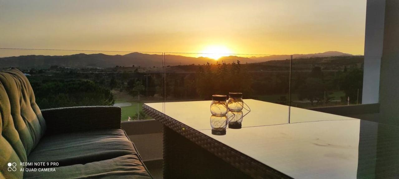 Appartement Baviera Hills - Torre Del Mar - Costa Del Sol Caleta De Velez Exteriör bild